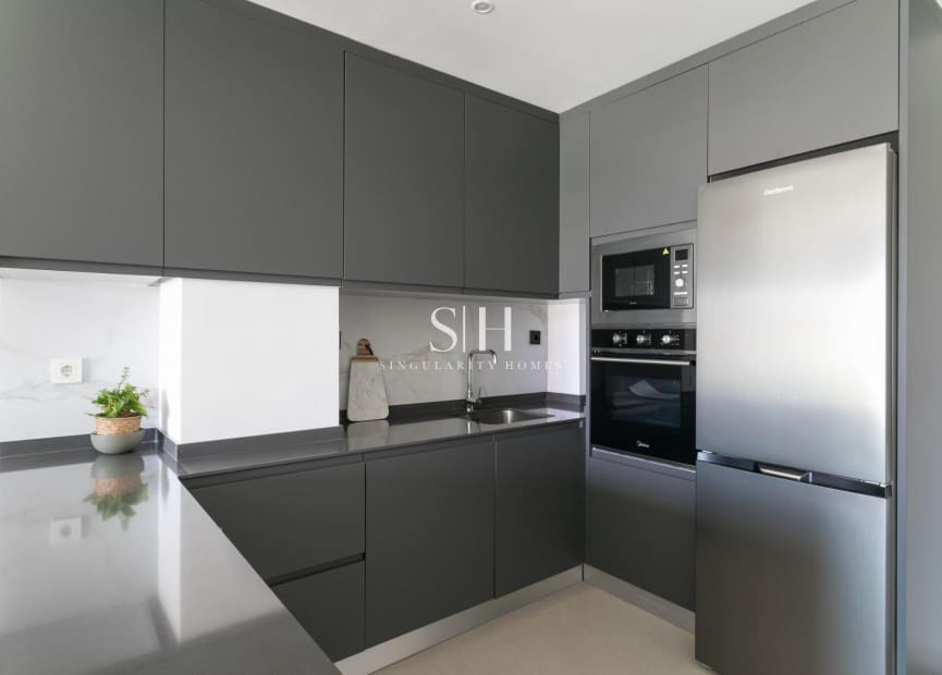 2 soveværelse Lejlighed til salg i Torrevieja med swimmingpool - € 285.000 (Ref: 9144601)