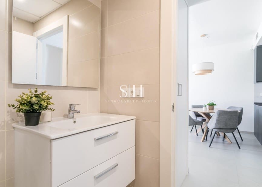 2 soveværelse Lejlighed til salg i Torrevieja med swimmingpool - € 285.000 (Ref: 9144601)