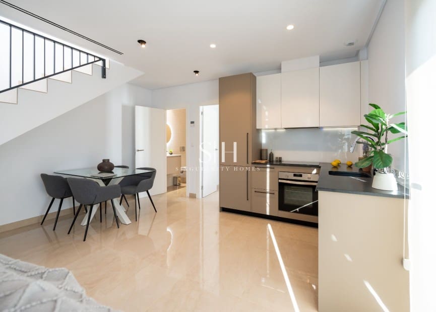 3 soveværelse Bungalow til salg i Gran Alacant med swimmingpool - € 395.000 (Ref: 9144604)