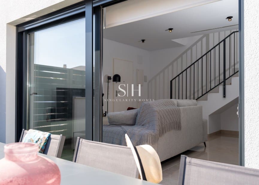 3 soveværelse Bungalow til salg i Gran Alacant med swimmingpool - € 395.000 (Ref: 9144604)