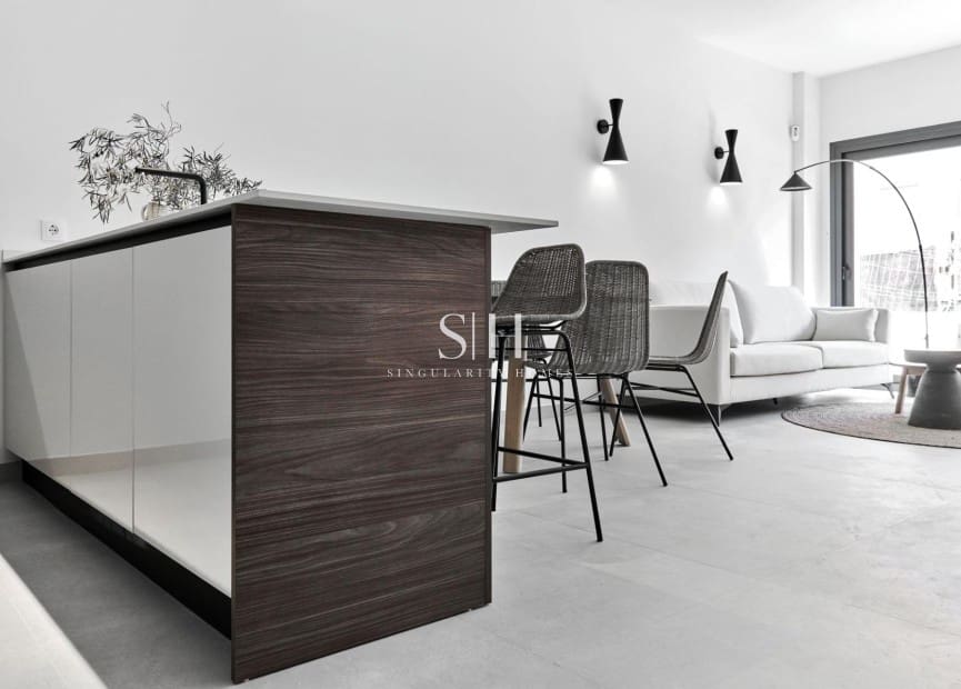 2 soveværelse Bungalow til salg i Torrevieja med swimmingpool - € 360.000 (Ref: 9144707)