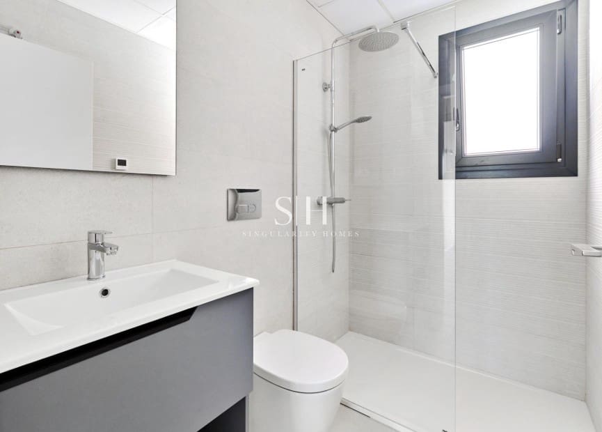 2 soveværelse Bungalow til salg i Torrevieja med swimmingpool - € 360.000 (Ref: 9144707)