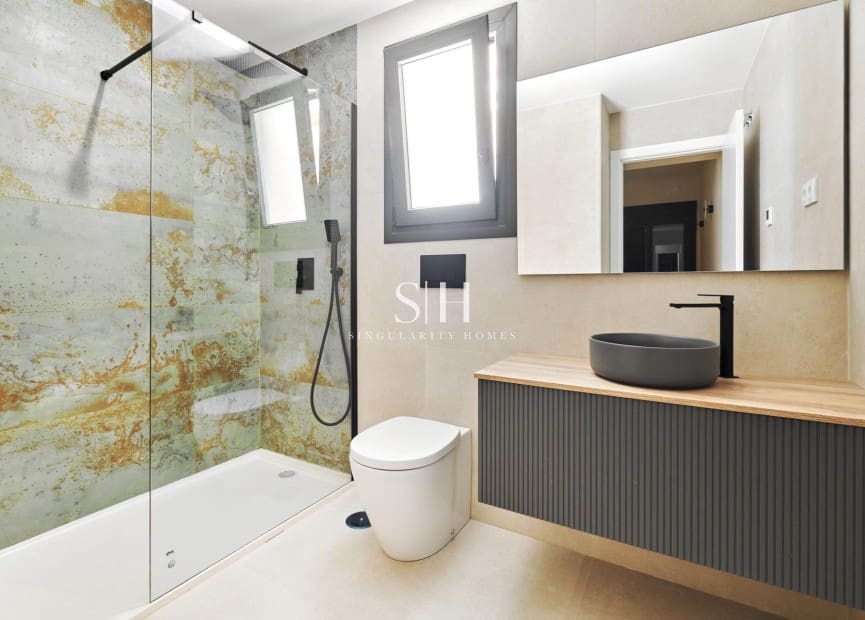 2 soveværelse Bungalow til salg i Torrevieja med swimmingpool - € 360.000 (Ref: 9144707)