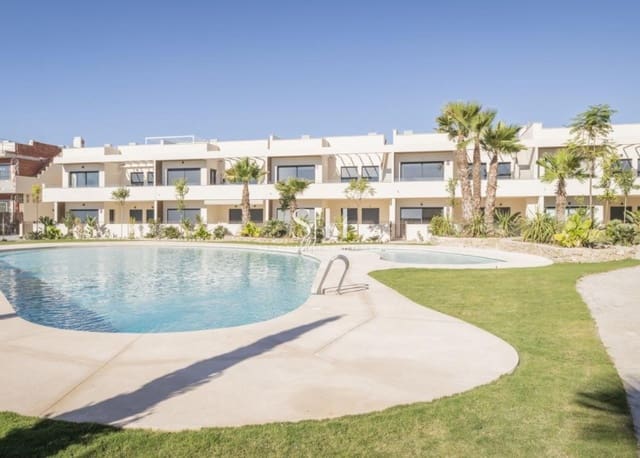 2 soveværelse Bungalow til salg i La Veleta, Torrevieja med swimmingpool - € 360.000 (Ref: 9144707)