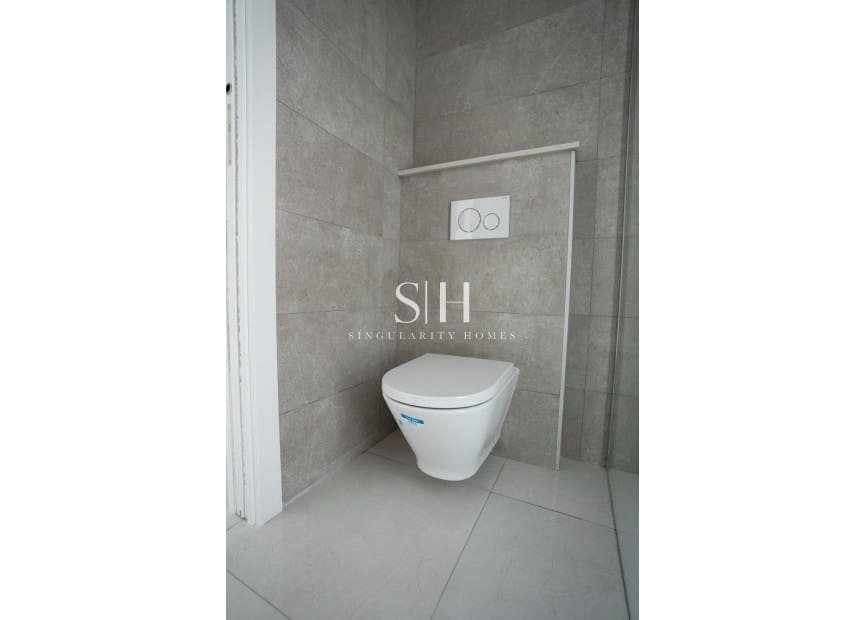 Chalet de 3 habitaciones en Polop en venta con piscina - 620.000 € (Ref: 9144708)