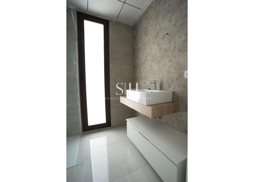 Chalet de 3 habitaciones en Polop en venta con piscina - 620.000 € (Ref: 9144708)