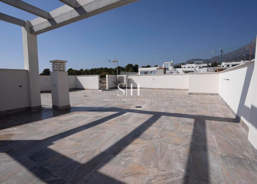 Chalet de 3 habitaciones en Polop en venta con piscina - 620.000 € (Ref: 9144708)