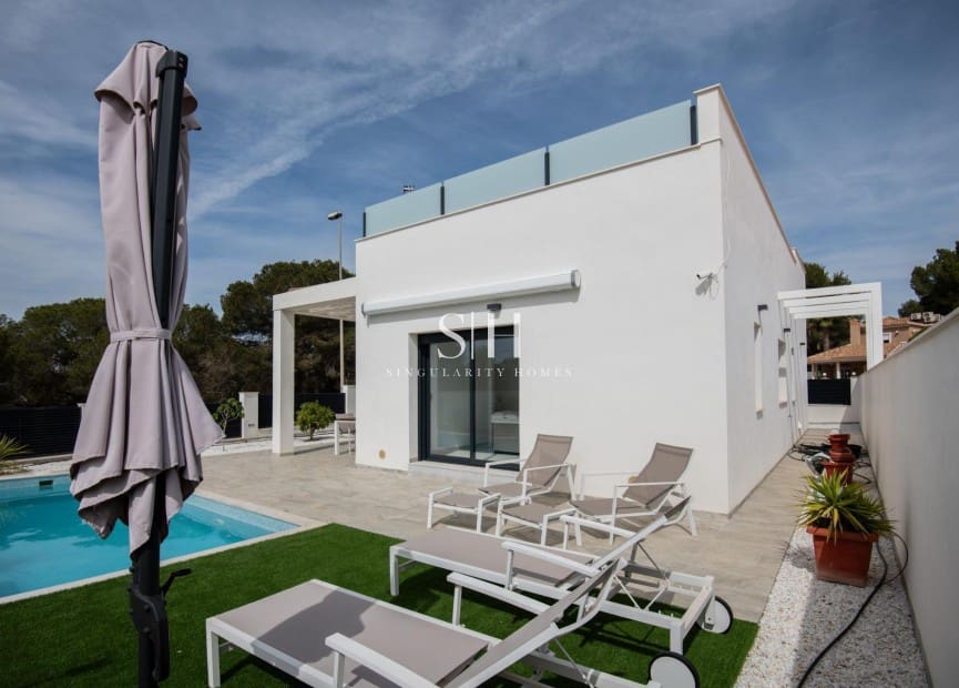 3 soveværelse Villa til salg i Pinar de Campoverde med swimmingpool - € 422.500 (Ref: 9144709)