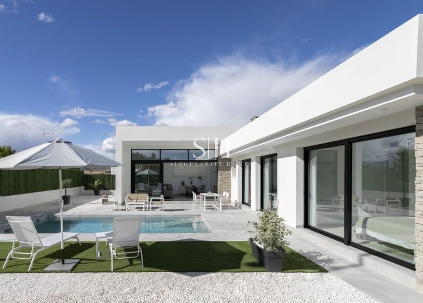 3 soveværelse Villa til salg i Calasparra med swimmingpool - € 345.000 (Ref: 9144716)