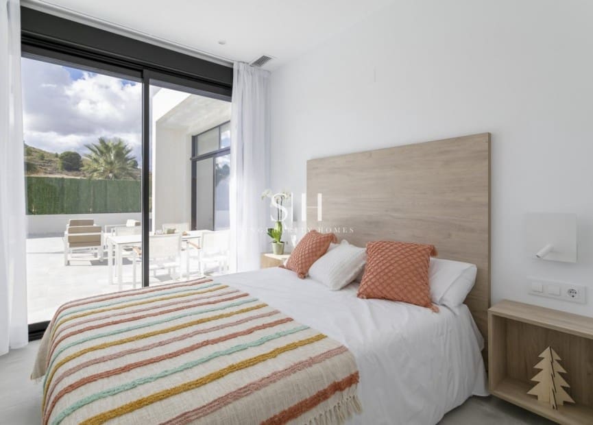 3 soveværelse Villa til salg i Calasparra med swimmingpool - € 345.000 (Ref: 9144716)