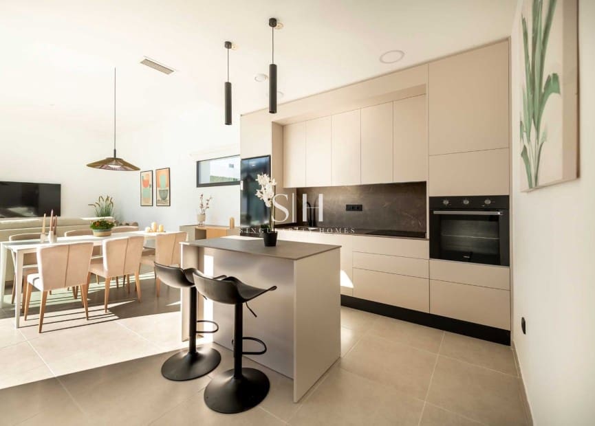 3 makuuhuone Huvila myytävänä paikassa Calasparra mukana uima-altaan - 349 000 € (Ref: 9144716)