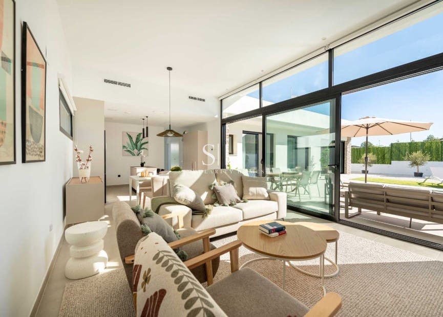 3 makuuhuone Huvila myytävänä paikassa Calasparra mukana uima-altaan - 349 000 € (Ref: 9144716)