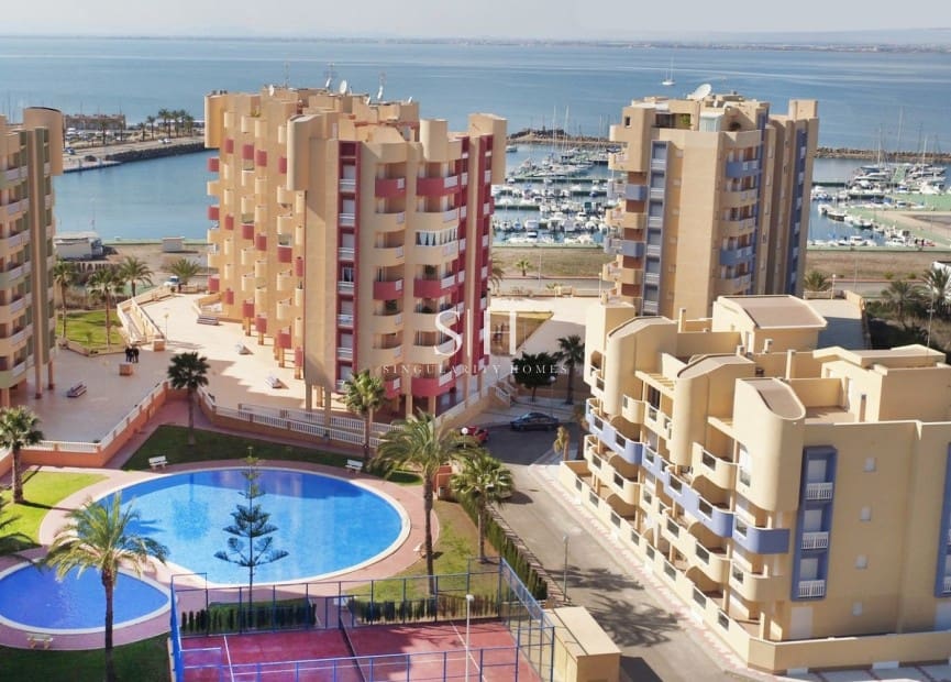 3 makuuhuone Huoneisto myytävänä paikassa La Manga del Mar Menor mukana uima-altaan - 254 000 € (Ref: 9144723)