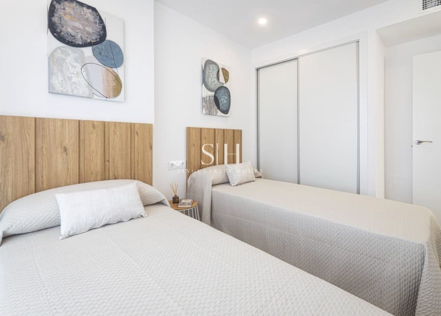 3 makuuhuone Huoneisto myytävänä paikassa La Manga del Mar Menor mukana uima-altaan - 254 000 € (Ref: 9144723)