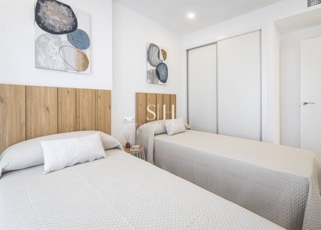 3 makuuhuone Huoneisto myytävänä paikassa La Manga del Mar Menor mukana uima-altaan - 254 000 € (Ref: 9144723)