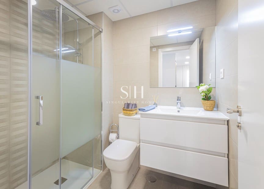 3 makuuhuone Huoneisto myytävänä paikassa La Manga del Mar Menor mukana uima-altaan - 254 000 € (Ref: 9144723)