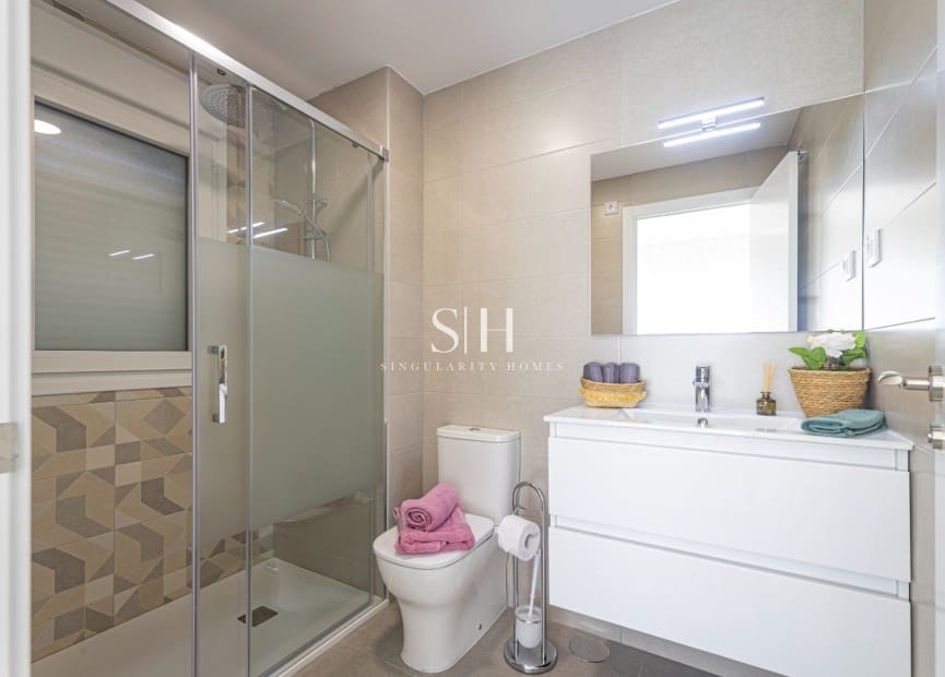 3 makuuhuone Huoneisto myytävänä paikassa La Manga del Mar Menor mukana uima-altaan - 254 000 € (Ref: 9144723)