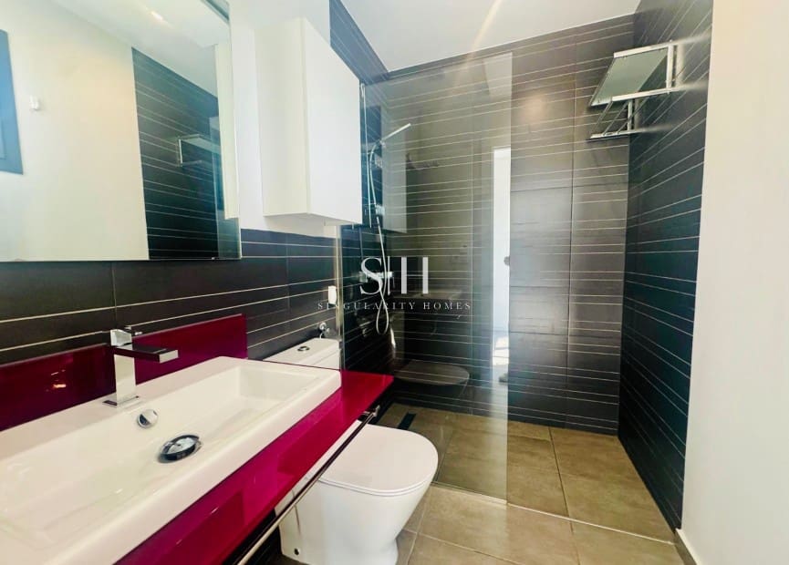 2 bedroom Villa for sale in Algorfa with pool - € 299,000 (Ref: 9147718)