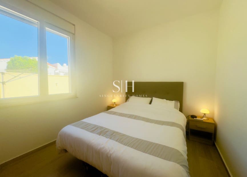 4 slaapkamer Villa te koop in Torrevieja met zwembad garage - € 780.000 (Ref: 9148048)