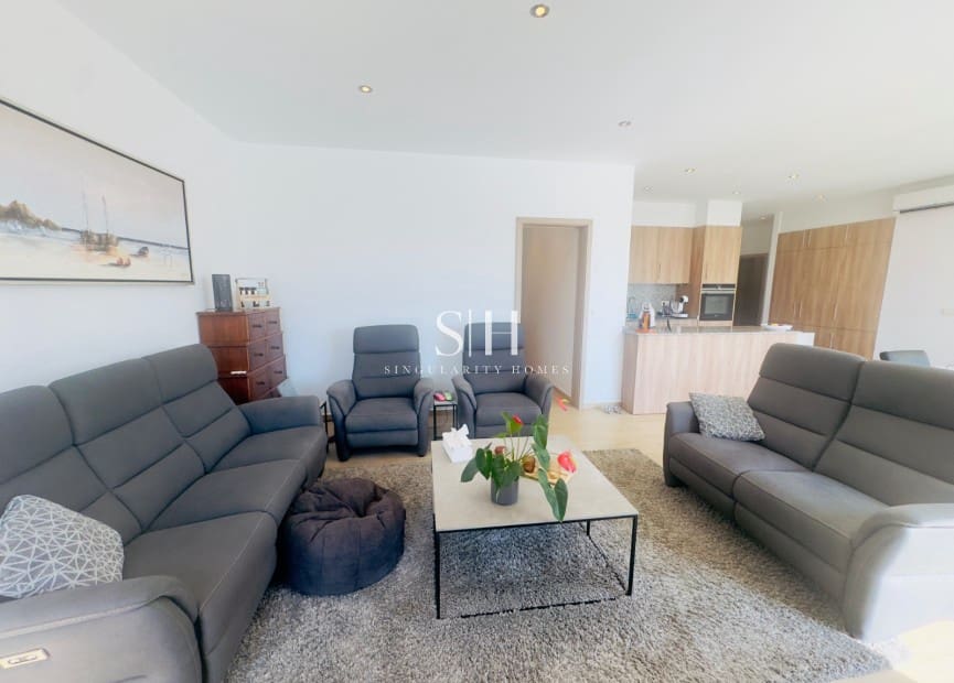 4 slaapkamer Villa te koop in Torrevieja met zwembad garage - € 780.000 (Ref: 9148048)