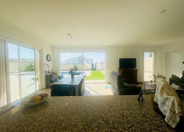 4 camera da letto Villa in vendita in El Chaparral - La Siesta - La Torreta, Torrevieja con piscina garage - 780.000 € (Rif: 9148048)