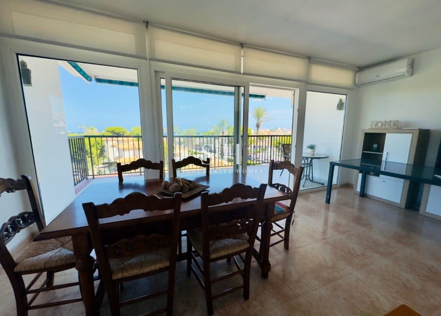 4 soveværelse Lejlighed til salg i La Zenia med swimmingpool - € 312.000 (Ref: 9158192)