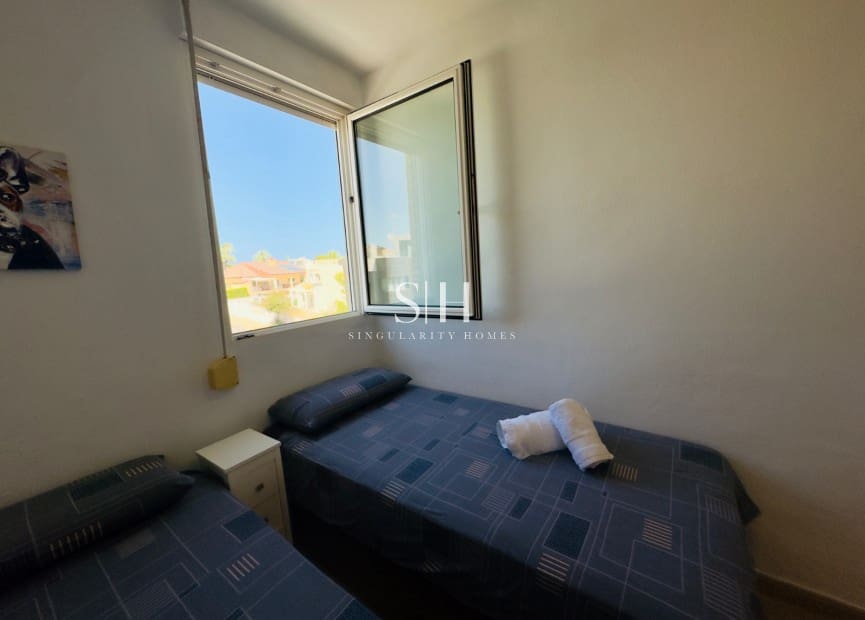 4 soveværelse Lejlighed til salg i La Zenia med swimmingpool - € 312.000 (Ref: 9158192)