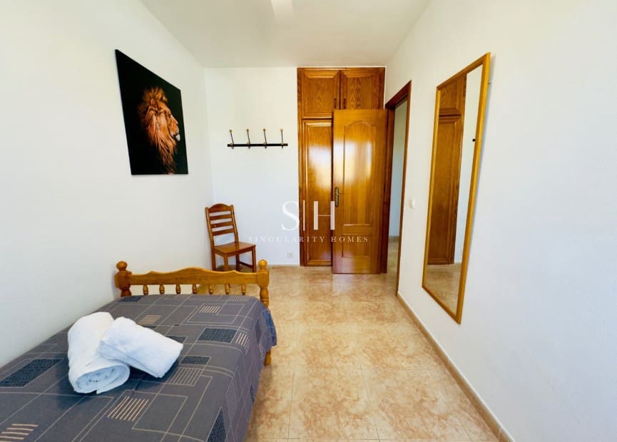 4 soveværelse Lejlighed til salg i La Zenia med swimmingpool - € 312.000 (Ref: 9158192)