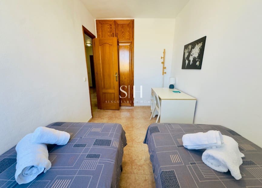 4 soveværelse Lejlighed til salg i La Zenia med swimmingpool - € 312.000 (Ref: 9158192)