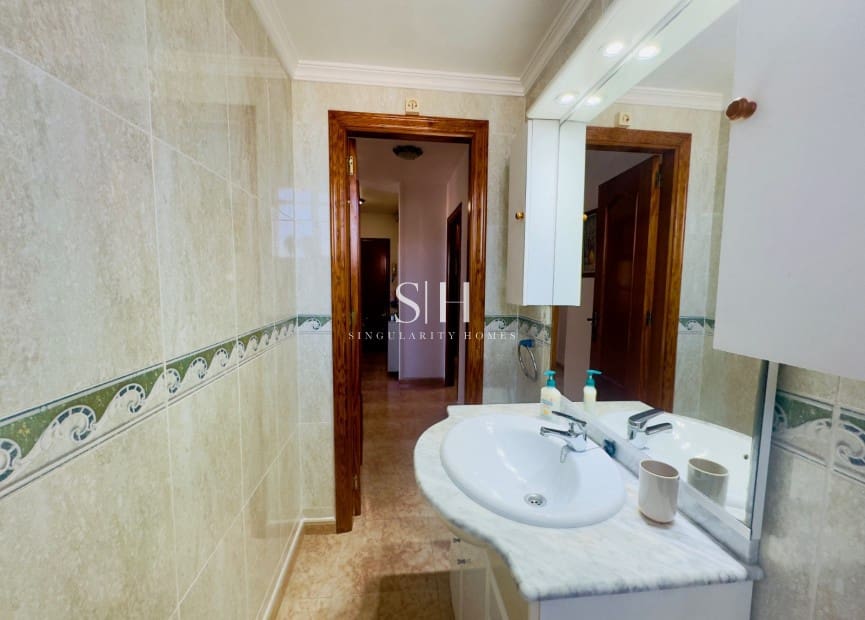 4 soveværelse Lejlighed til salg i La Zenia med swimmingpool - € 312.000 (Ref: 9158192)