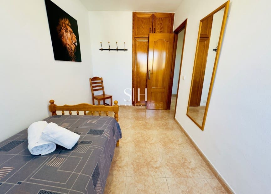 4 soveværelse Lejlighed til salg i La Zenia med swimmingpool - € 312.000 (Ref: 9158192)