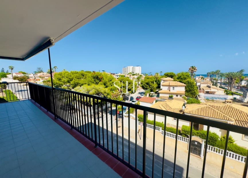 4 soveværelse Lejlighed til salg i La Zenia med swimmingpool - € 312.000 (Ref: 9158192)