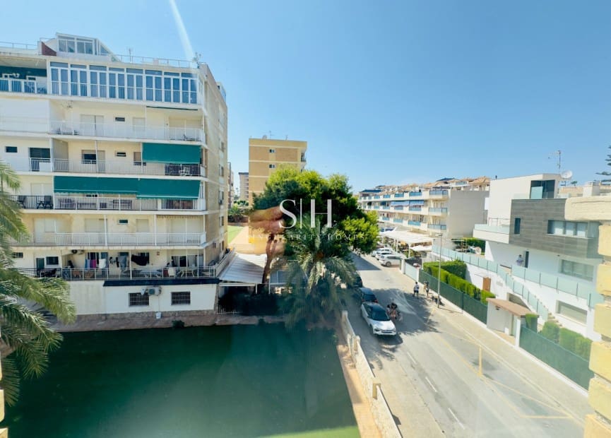 4 soveværelse Lejlighed til salg i La Zenia med swimmingpool - € 312.000 (Ref: 9158192)