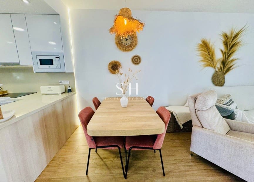 2 slaapkamer Appartement te koop in Los Altos met zwembad - € 299.000 (Ref: 9158683)