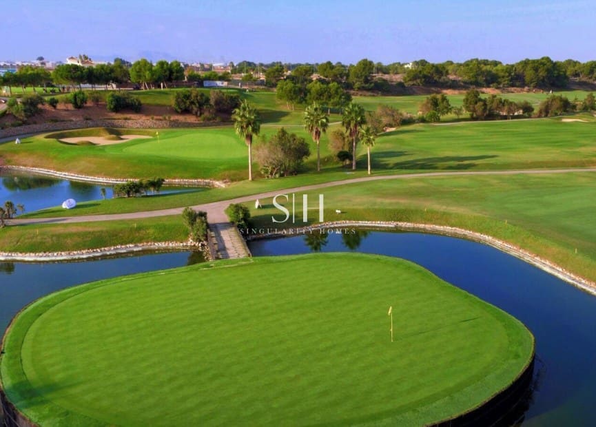 3 Zimmer Villa zu verkaufen in Pilar de la Horadada mit Pool - 499.000 € (Ref: 9159145)