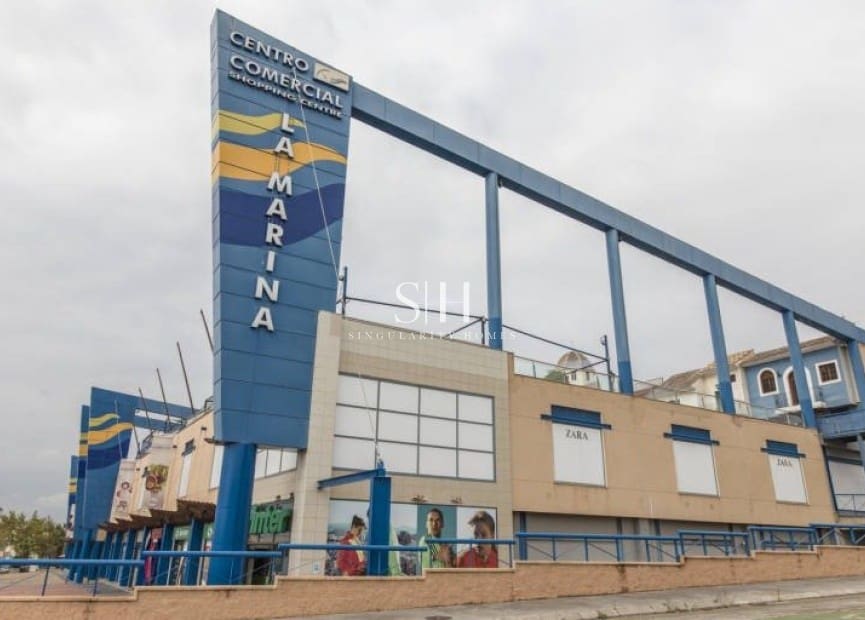 3 bedroom Villa for sale in Finestrat with pool - € 975,000 (Ref: 9159148)