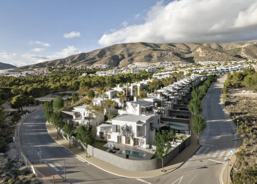 3 bedroom Villa for sale in Finestrat with pool - € 975,000 (Ref: 9159148)