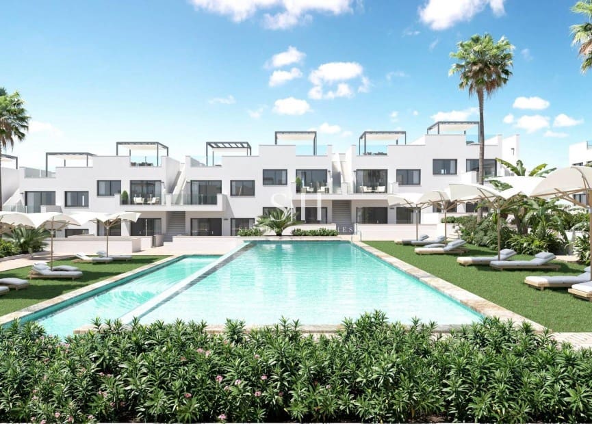 3 Zimmer Bungalow zu verkaufen in Los Balcones mit Pool - 335.900 € (Ref: 9159171)