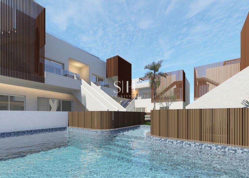 3 quarto Bungalow para venda em Pilar de la Horadada com piscina - 289 900 € (Ref: 9159177)