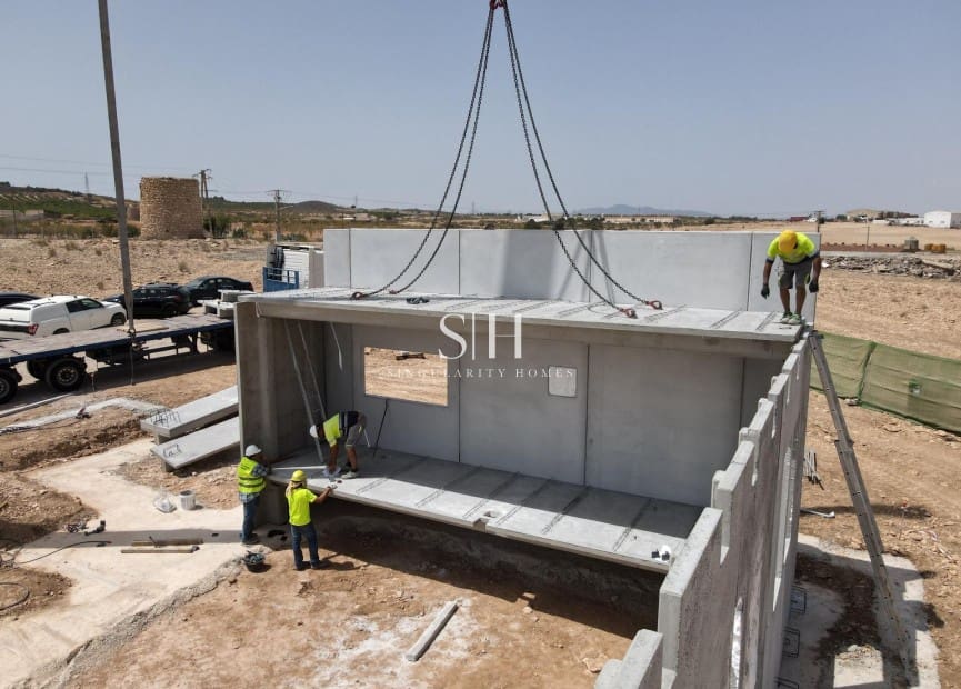 3 soveværelse Villa til salg i La Pinilla med swimmingpool - € 257.464 (Ref: 9159178)