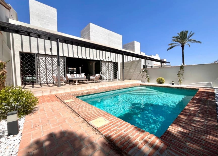 2 Zimmer Haus zu verkaufen in Sucina mit Pool - 298.000 € (Ref: 9159190)