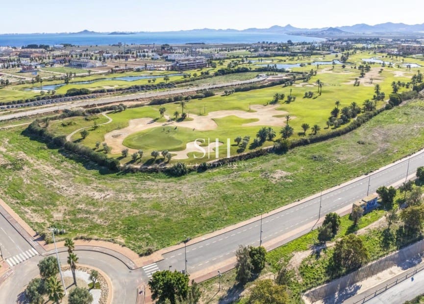 2 soveværelse Lejlighed til salg i Los Alcazares med swimmingpool - € 279.000 (Ref: 9159192)