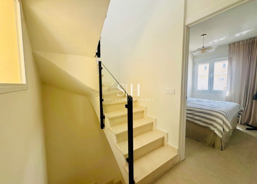 2 soveværelse Byhus til salg i La Florida med swimmingpool - € 279.000 (Ref: 9163041)