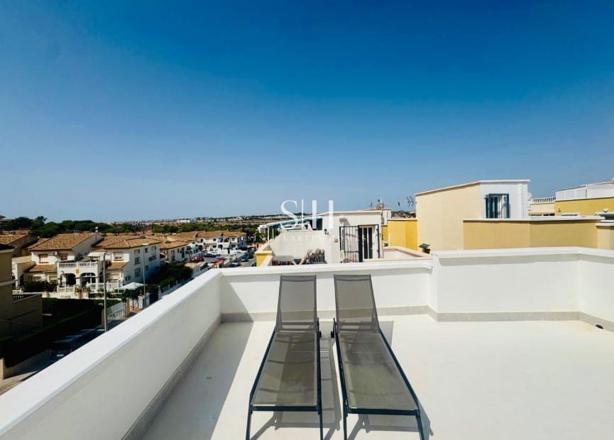 2 soveværelse Byhus til salg i La Florida med swimmingpool - € 279.000 (Ref: 9163041)