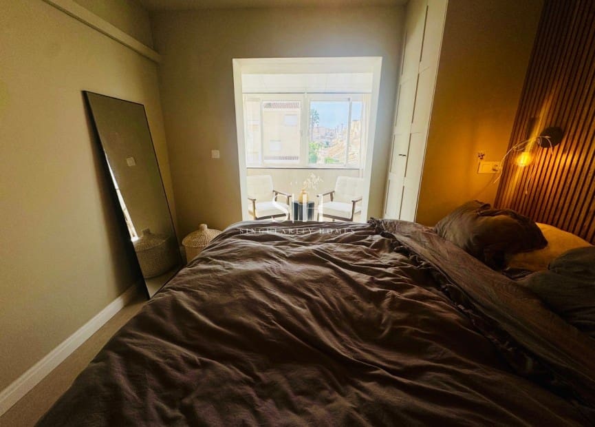 2 soveværelse Byhus til salg i La Florida med swimmingpool - € 279.000 (Ref: 9163041)