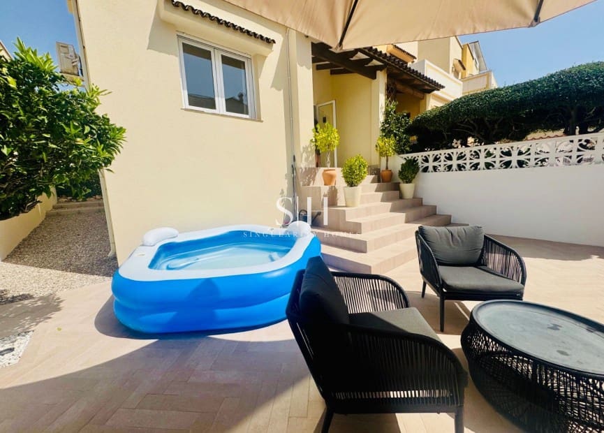 2 soveværelse Byhus til salg i La Florida med swimmingpool - € 279.000 (Ref: 9163041)