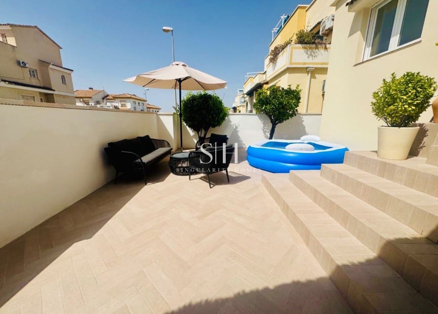 2 soveværelse Byhus til salg i La Florida med swimmingpool - € 279.000 (Ref: 9163041)