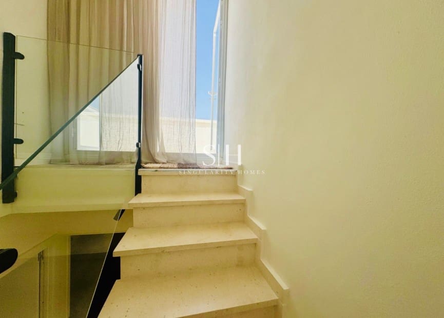 2 soveværelse Byhus til salg i La Florida med swimmingpool - € 279.000 (Ref: 9163041)