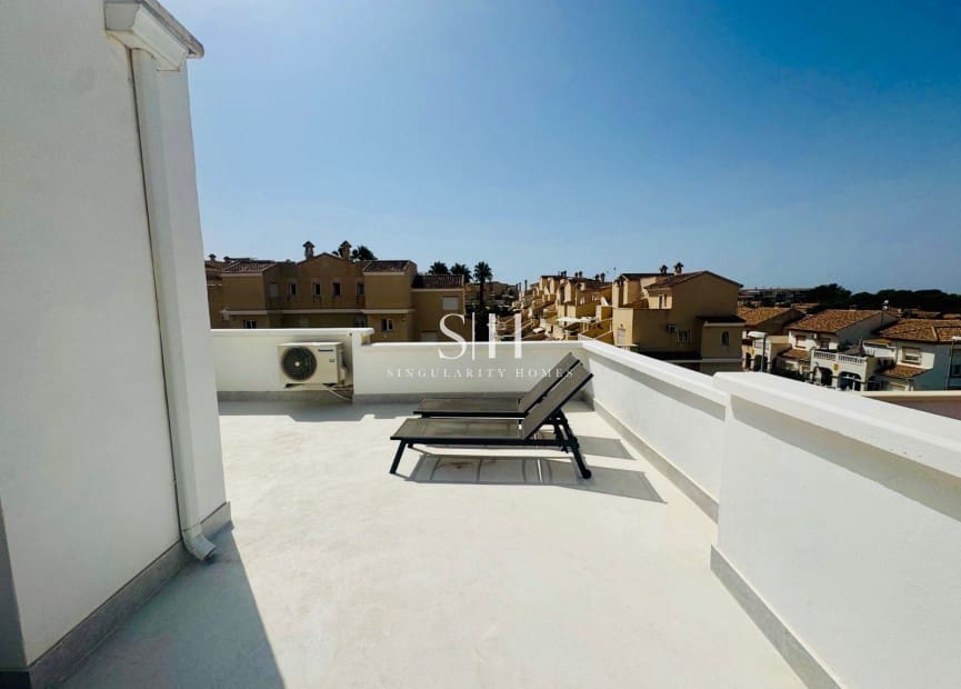 2 soveværelse Byhus til salg i La Florida med swimmingpool - € 279.000 (Ref: 9163041)