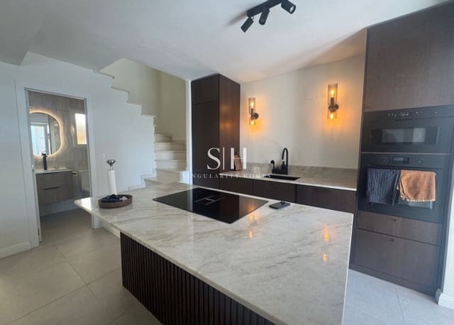 2 bedroom Townhouse for sale in La Florida, Orihuela with pool - € 279,000 (Ref: 9163041)